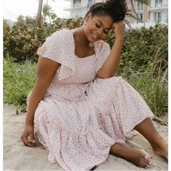 Ivy City Co Sweet Posie Smocked Floral Flutter Sleeve Tiered Midi Dress Large - Picture 3 of 9